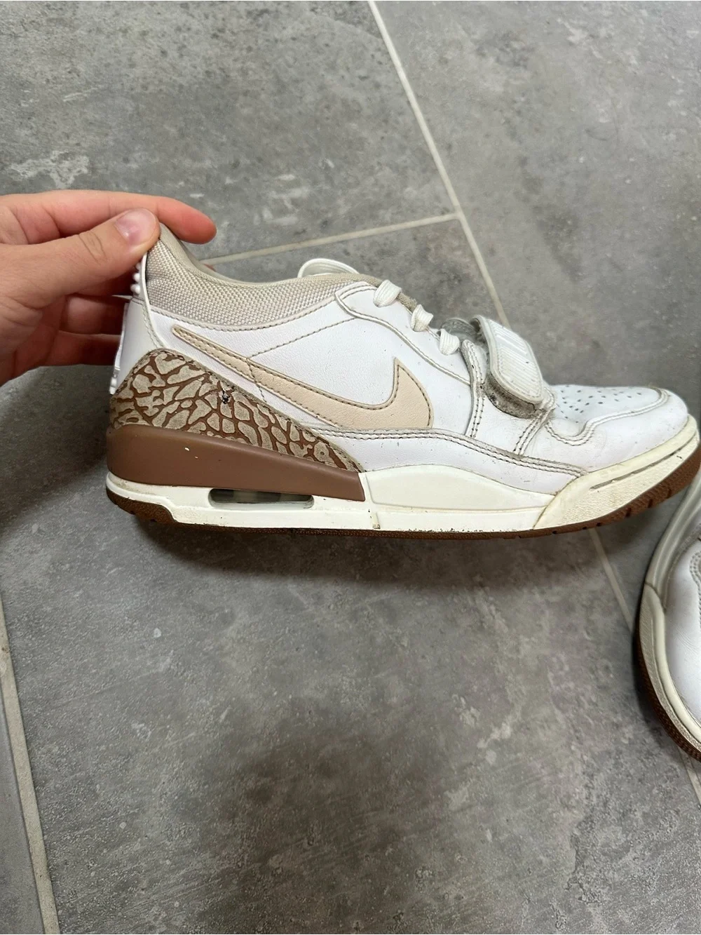 Air Jordan Legacy 312 Low 'White Legend Light Brown'